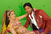 Yamudiki Mogudu Movie Stills